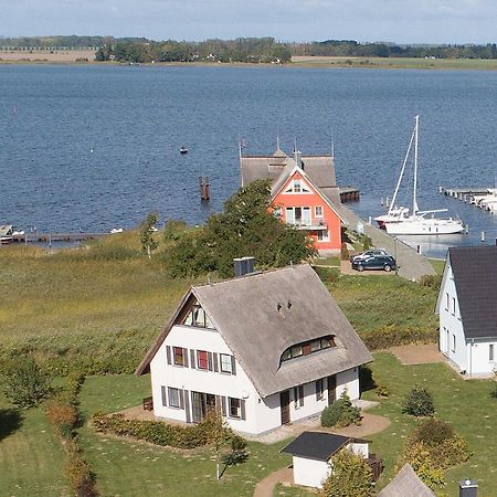 Ferienhaus Boddenblick Und Kranich Vieregge エクステリア 写真