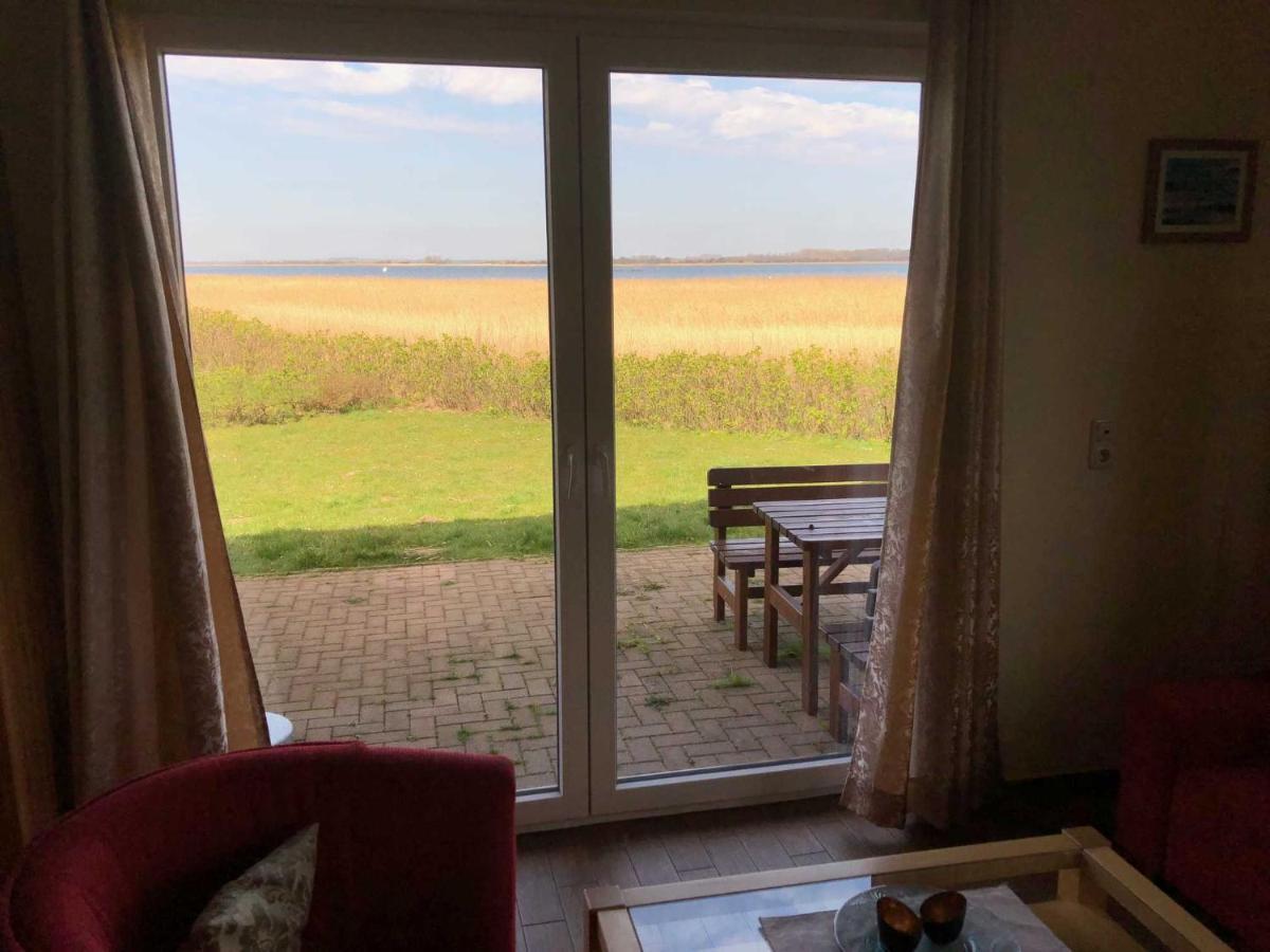 Ferienhaus Boddenblick Und Kranich Vieregge エクステリア 写真